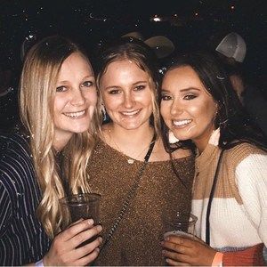 Meet your Posher, Julie ann